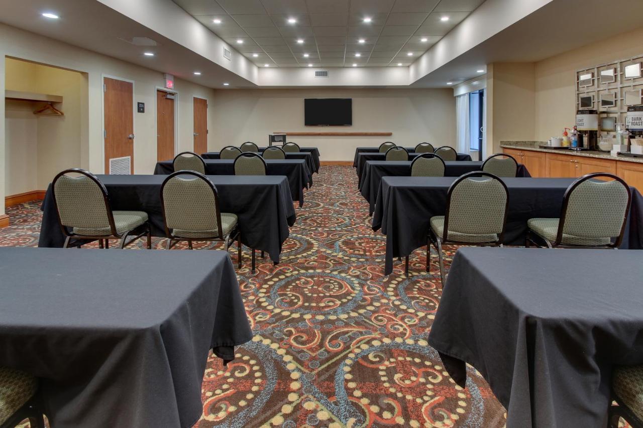 Hampton Inn Indianapolis/Carmel Extérieur photo